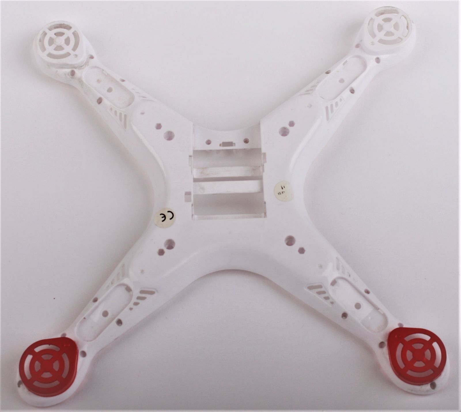 STRIKER Dron XA-6 38cm skelet spodní ARTF 1:1 SS23088328 bílý