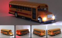 RC model školní autobus s otvíracími dveřmi 33cm